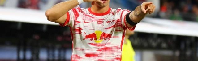 金年会APP-虽迟但到，半年没白等！索博斯洛伊上演梦幻处子秀